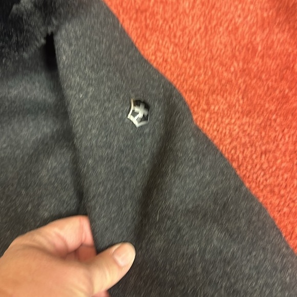 Victorinox size m - Picture 9 of 16